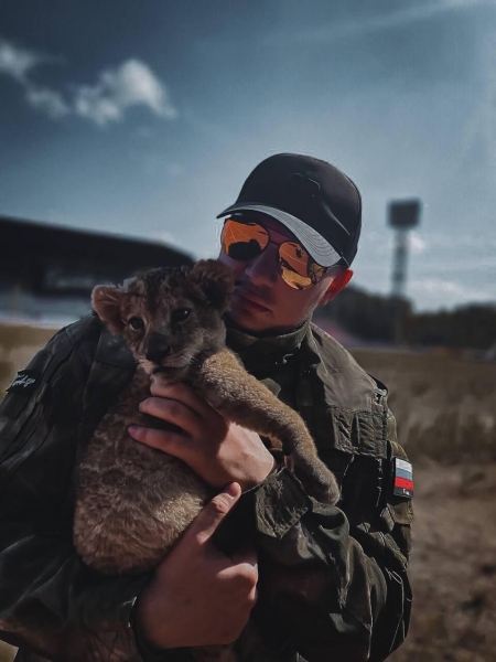 "Вороны питаются трупами украинцев": дикие истории фаната из зоны СВО