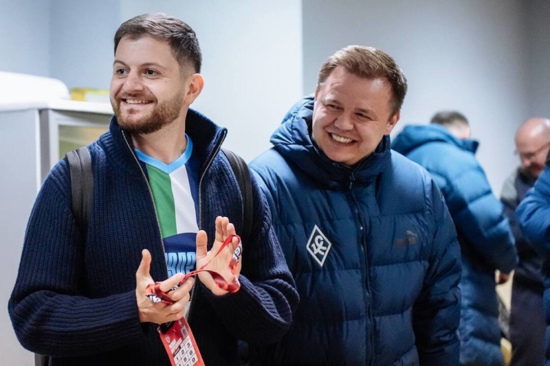 Не спешите хоронить «Крылья». Адиев остается, ему дадут новичков, а поможет, похоже, Черчесов-младший