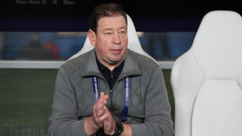 Сафонов выиграл все, Слуцкий идет за золотом, у Захаряна проблемы со здоровьем. Итоги сезона российских легионеров