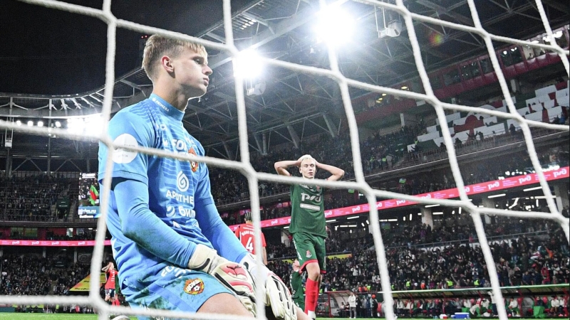 "Локо" впервые проиграл! Глушенков и "Зенит" не оставили шансов Батракову