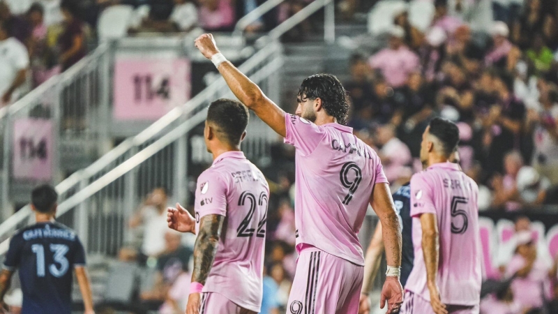 "В Европе делать нечего": Пономарев назвал игру сборной России безобразием